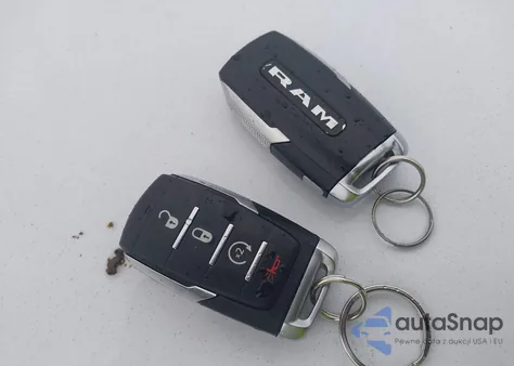 2022 Ram 1500 из США, поврежденный, VIN 1C6RRFFG6NN359956